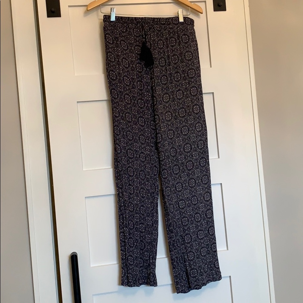 Blue flows pants with pockets and tassel tie